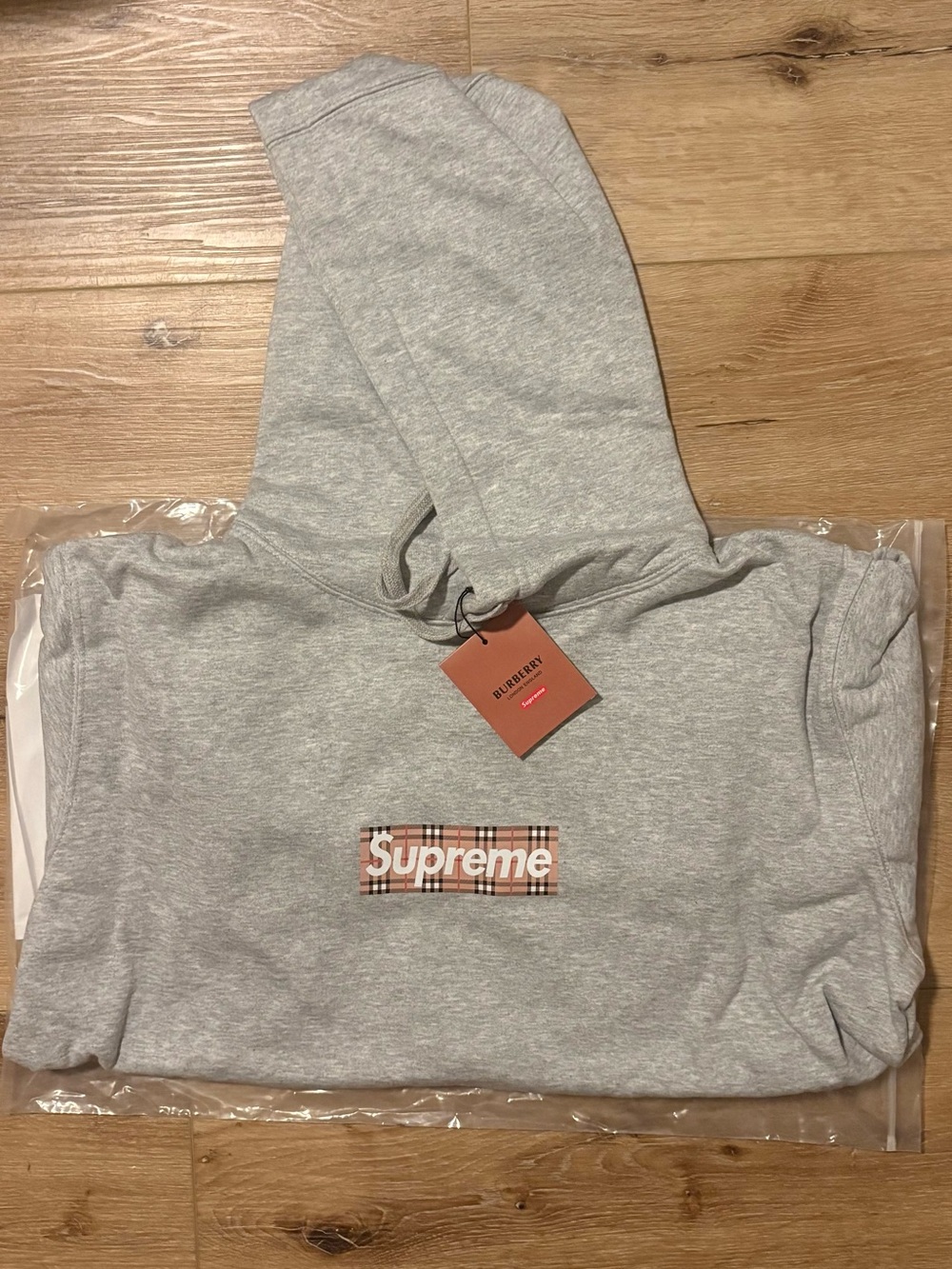 Supreme x Burberry hoodie- Grey
